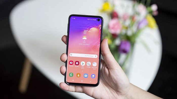 Топ-5 компактных телефонов 2019 года на Android