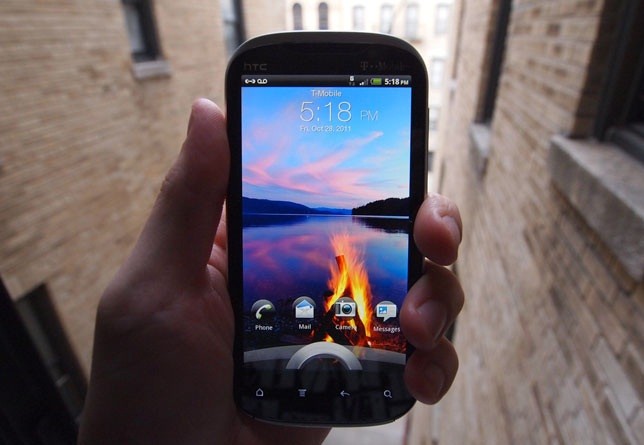 обзор смартфона HTC